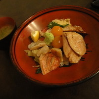 築地青空三代目 本店 - 二種逢わせ丼（炙り金目・炙り大とろ）