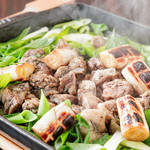 鶏料理&ワイン 鶏小路 - 名物もも炙り焼き　柚子胡椒添え