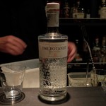 DEN - ザ･ボタニスト