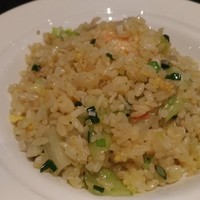 スーツァン・レストラン陳 渋谷店 - 蟹とレタスのチャーハン(ハーフ）