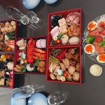 『おせち2種目・・・と比較少々・・・』by フェリー : 玉清 - 大府/弁当 [食べログ]