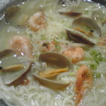 味酒 かむなび - 稲庭うどん・アサリとエビのペペロンチーノ