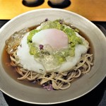 蕎麦屋 にこら - とろろとアボカドの冷やかけそば
