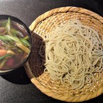 蕎麦屋 にこら - 2013年11月お昼の京鴨つけざる蕎麦(通年あります)