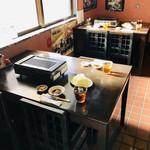 味源 - 初めてのテーブル席