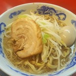 JUNK GARAGE - 味玉ラーメン野菜少目 780円