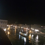 Trattoria Al Brindisi - サンタルチア駅付近、右奥に サンシメオンピッコロ教会が。