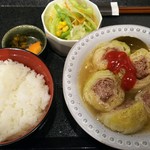 珈穂音 - ロールキャベツ定食 1000円、サラダとお新香が付きます