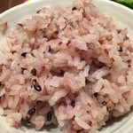 ミツバチ食堂 - 定食のご飯は雑穀米！