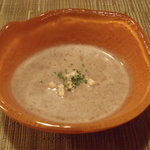 キチ・キチ - 丹波の黒豆を使ったスープはほのかに甘くて、美味しい(*^_^*)