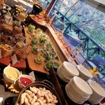 Breston Court Yukawatan