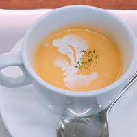 厳選洋食さくらい - セットの人参のポタージュ