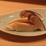 Sushidokorokurosugi - 炙り松茸