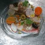 ビストロ エルエラ - ぶりのマリネと炙り  大根と生ハムのヴィネグレット