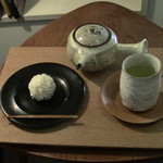 ゼンカフェ - 上生菓子と煎茶