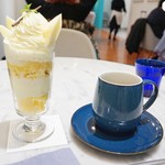 THE CAMPANELLA CAFE - 2018年12月利用。アイスミルフィーユパフェ(洋梨)
