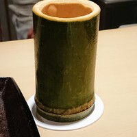いはら田 - 冷酒は竹筒で提供