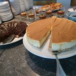 The Qantas Hong Kong Lounge - 