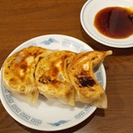 中華亭 - 餃子 (３個)    300円          2019年1月