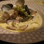 オステリアバールルイージ - あさりのクリーム蒸し