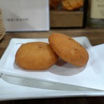 灯 - カマンベールぽてともち