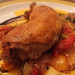 マイユ - 肉料理（大山鶏 骨付きもも肉コンフィ）