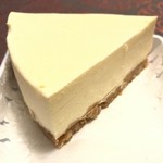 レークヒル・ファーム - レアチーズケーキ 390yen
