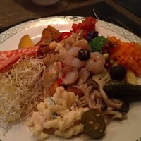 ロウリーズ・ザ・プライムリブ 恵比寿ガーデンプレイス店 - 