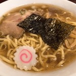 麺道楽紋次郎 - 中華そば煮干し醤油 アップ