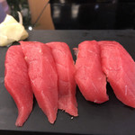 Sushi zammai - 赤身 158円×5貫