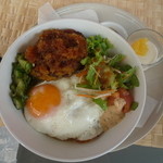 Kapua - 雑穀ハンバーグのロコモコ