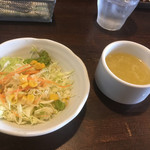 洋食屋 岩月 - セット サラダとスープ