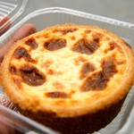 吳寶春麥方店 - エッグタルトのような　　　　　　　　　　　「チーズタルト」