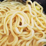 壱角家 - 四之宮の麺はゴワゴワ＆ネッチリな食感。