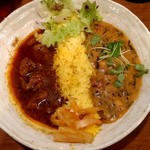 SPICY CURRY 魯珈 - ２種のカレー（ラムカレー、限定カレー）