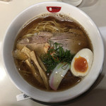 ラーメン モリン - 煮干しの醤油ラーメン 680円