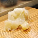 鮨処 多田 - ガリ