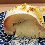 鮨処 多田 - 小鯛の棒鮨