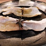 鮨処 多田 - 造り　愛媛八幡浜の白甘鯛の昆布〆　京都雲月の塩昆布添え