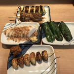 てんぐ - という事で、
      わたくしも
      ベジタブルマラソン（＾ω＾）
      上から
      ネギ、椎茸、山芋、ピーマン、ニンニク(^^)