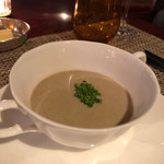 コンテンポラリー・ダイニング クラウン - 