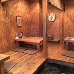 まさむね - 小上がり4卓16席/カウンター6席