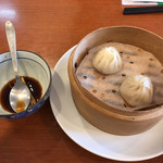 中国料理 龍薫 - 小籠包（サービス）