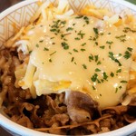 すき家 - チーズ牛丼500円税込