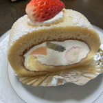 ド・ノア - フルーツロールケーキ