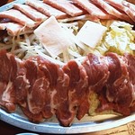 かつみ食堂 - 生ラムジンギスカンとジンギスカン