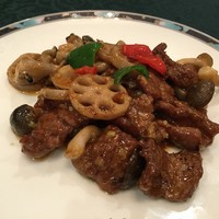 瑞麟 - 牛肉と野菜のXO醬炒め
