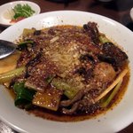唐朝刀削麺 - 牛肉の山椒唐辛子煮込み