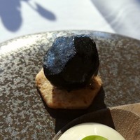 フィリップ・ミル 東京 - 食前酒に合わせたプティサレ