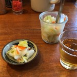 このお新香が美味しくて、空腹のときにはがりがり食べてしまう。